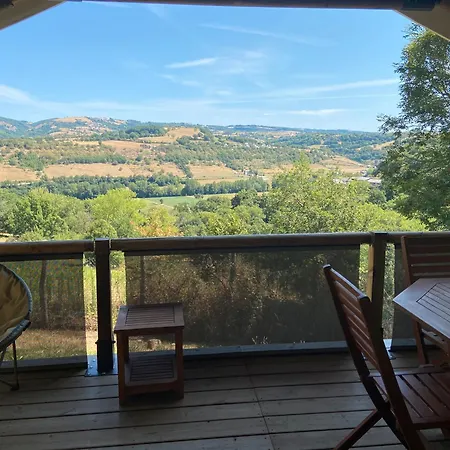 Campsite Tente Avec Vue Sur L'aubrac Bessuejouls