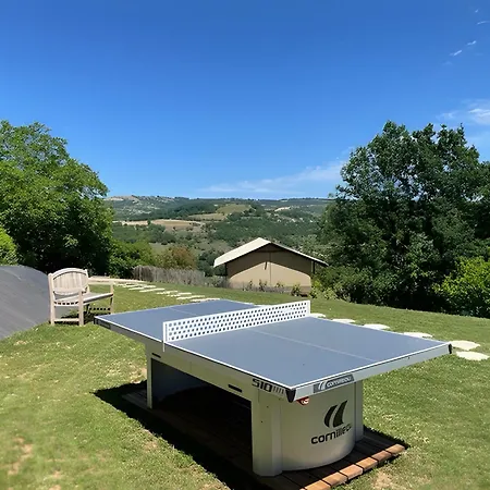 Tente Avec Vue Sur L'aubrac キャンプ場