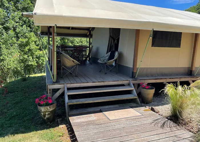 Tente Avec Vue Sur L'aubrac Campeggio